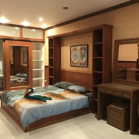 View Talay 5C Pattaya Exterior foto
