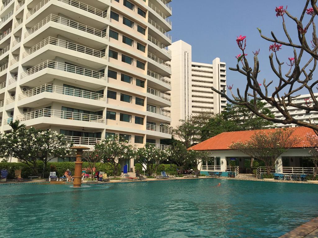 View Talay 5C Pattaya Exterior foto